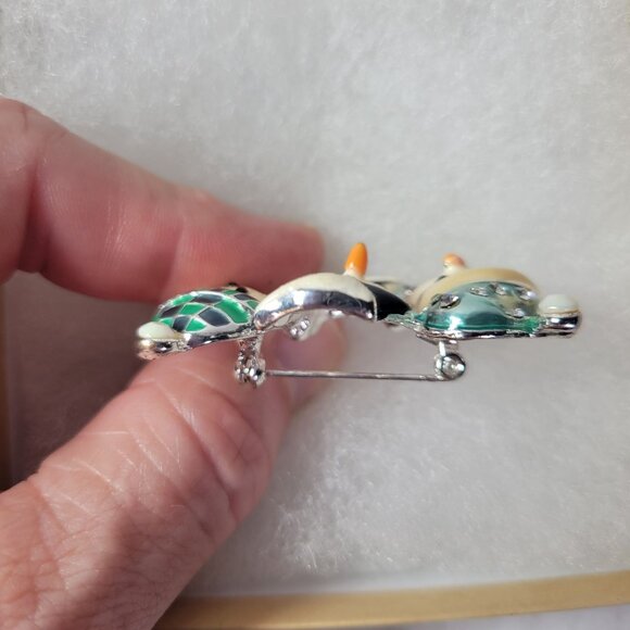 Vintage Christmas Brooch Pin Set - Santa Dog With Stocking & Snowmen Trio - Picture 11 of 11